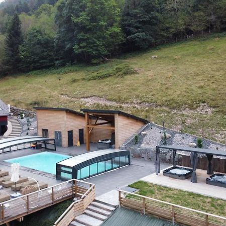 Apartamento La Ferme De Rochesson, Jacuzzis & Piscine Commune Exterior foto