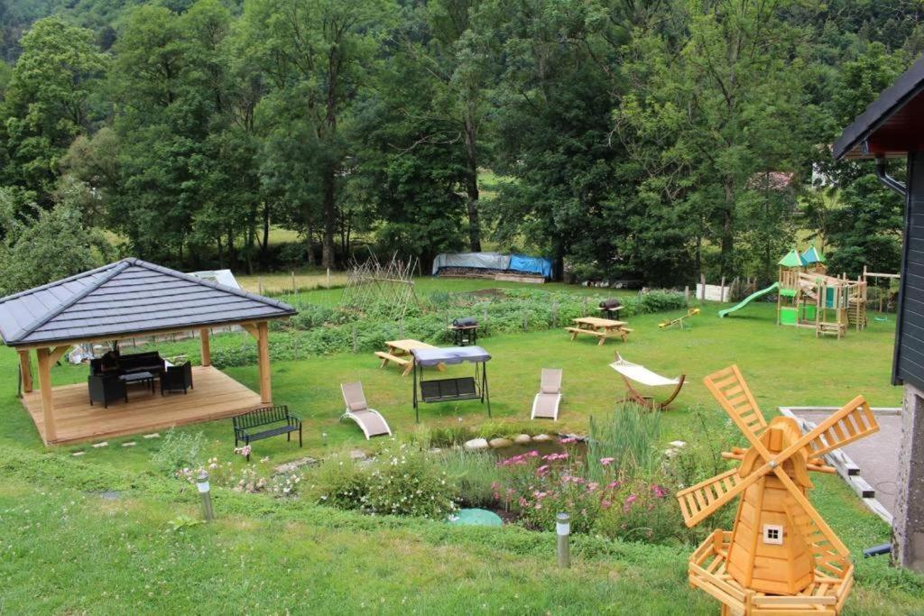 La Ferme De Rochesson, Jacuzzis & Piscine Commune Exterior foto